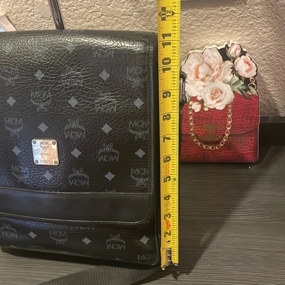 MCM Document/Messenger Monogram Bag - Picture 4 of 15